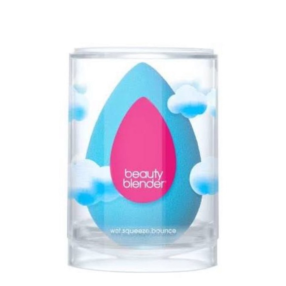 beautyblender Other - Beauty Blender Makeup Sponge Topaz Sky Blue